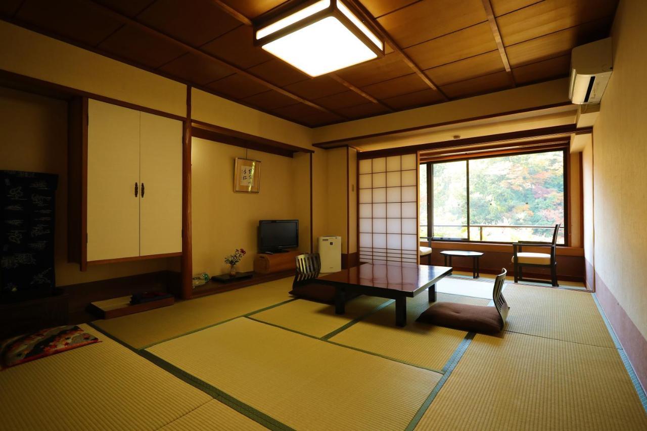 Momijiya Honkan Takaosansou Kioto Zewnętrze zdjęcie